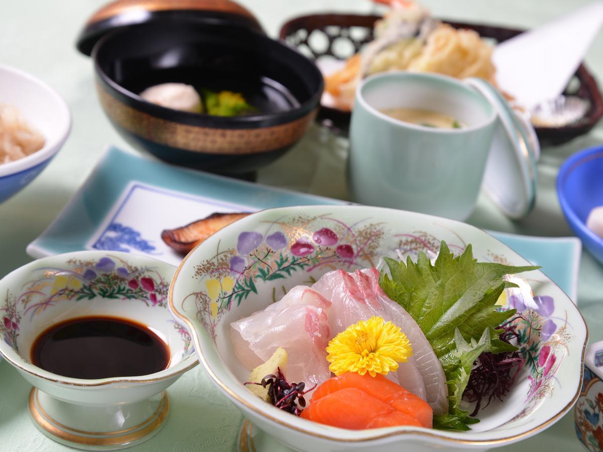 Quels sont les meilleurs hôtels près de Akiyoshido ? Mine Extérieur photo